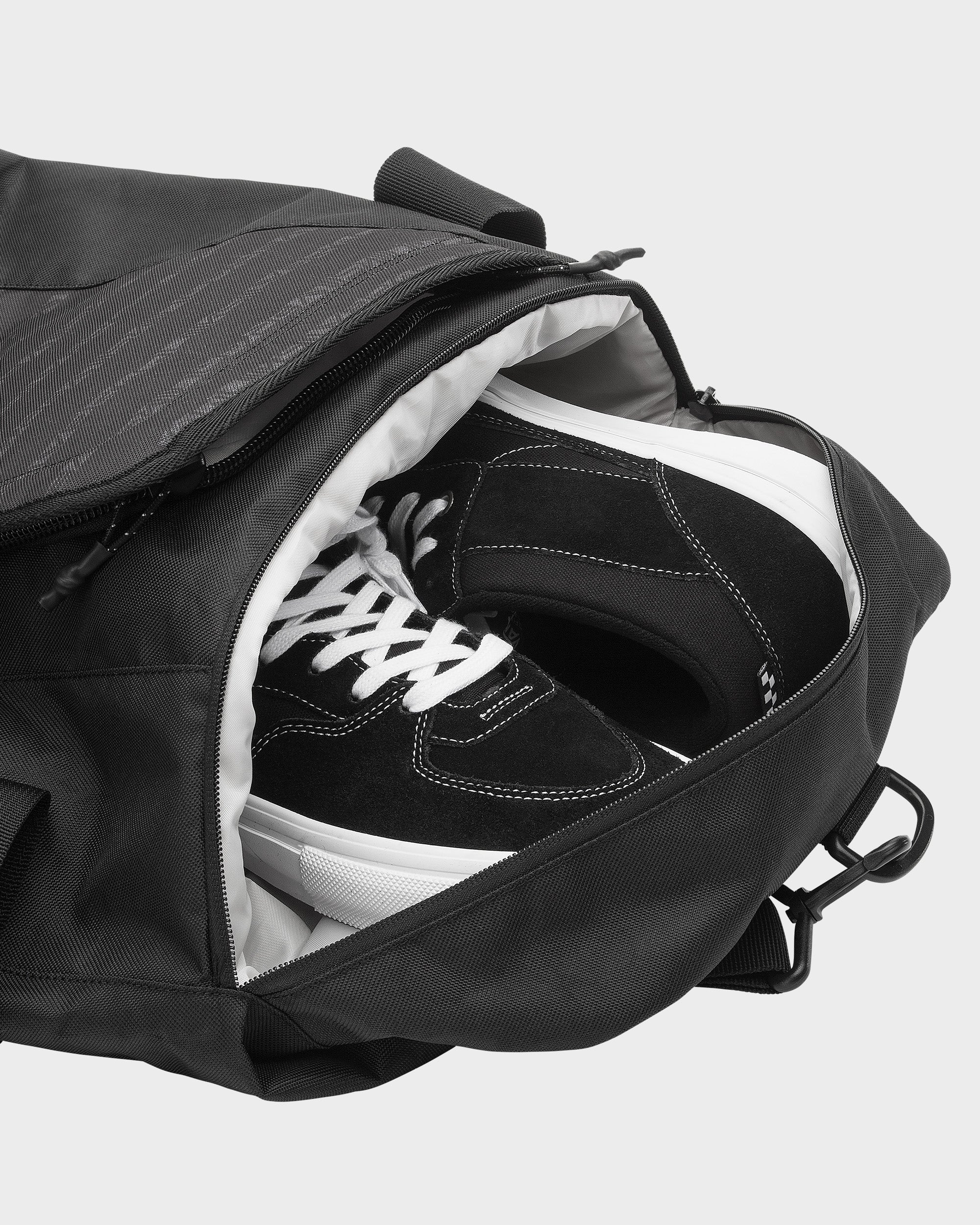 Shelter Duffel - Black - Image 5