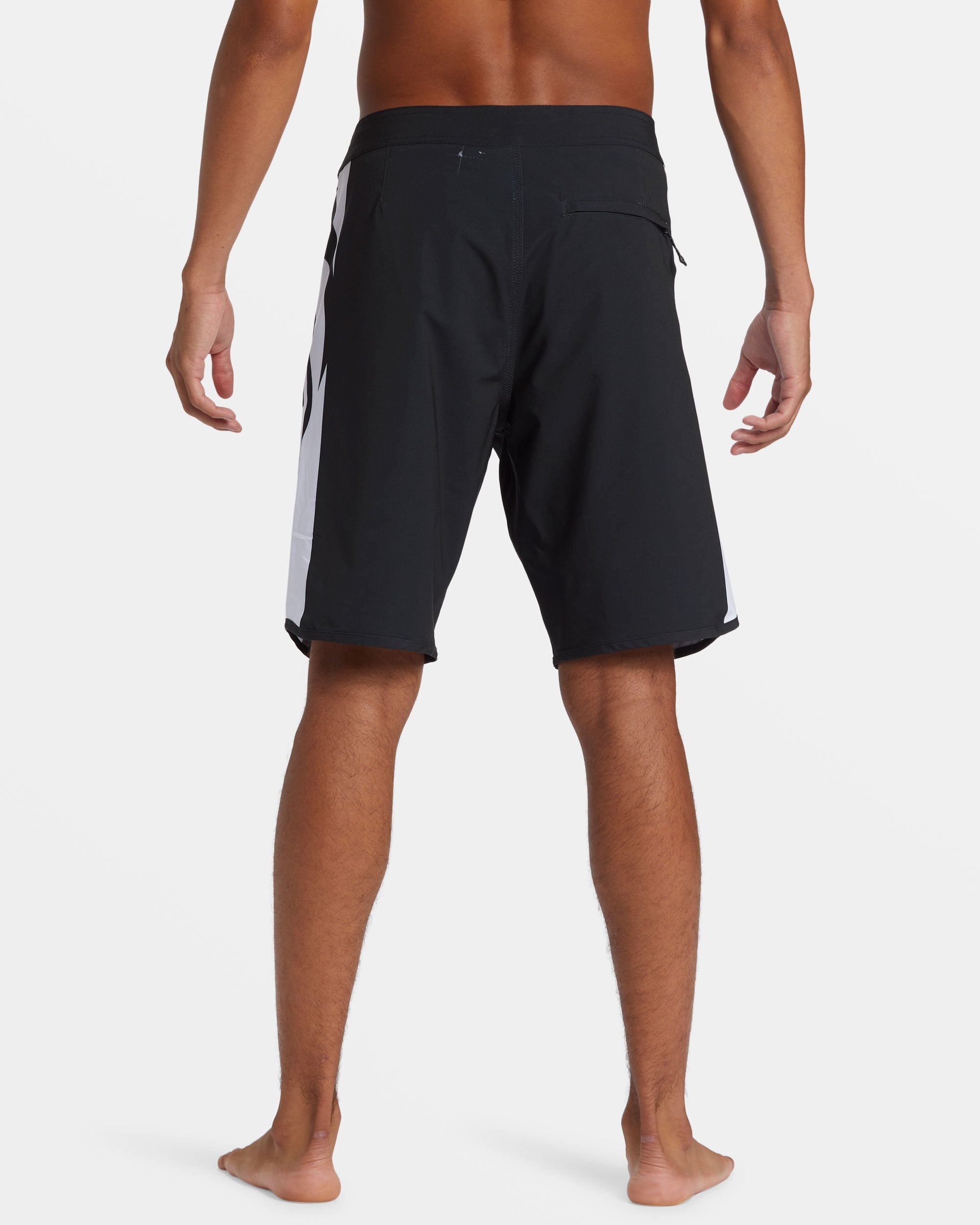 Surfsilk Holmes 20 Boardshorts - Black - Image 2