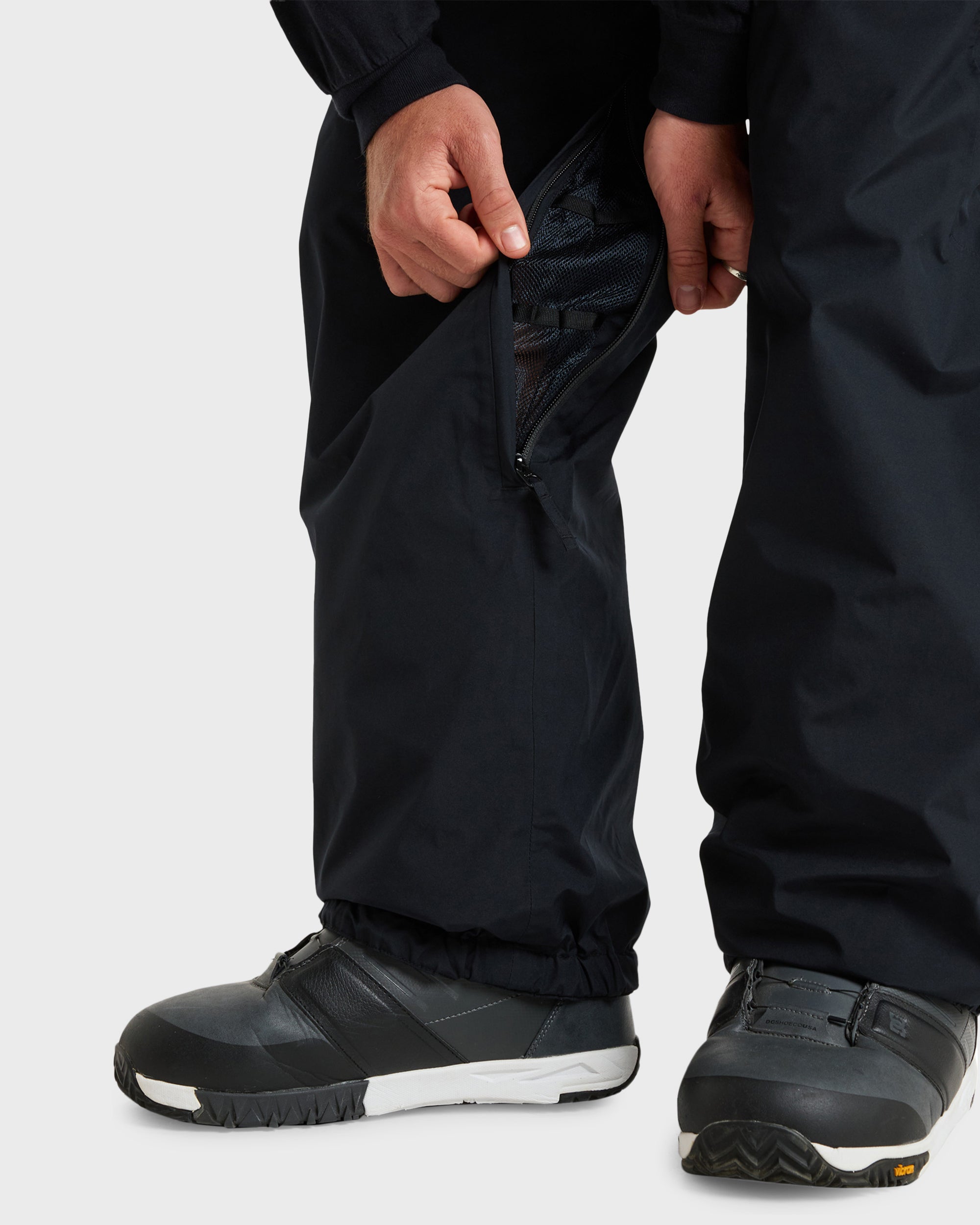 High Altitude GORE-TEX Snow Pant - Black - Image 8