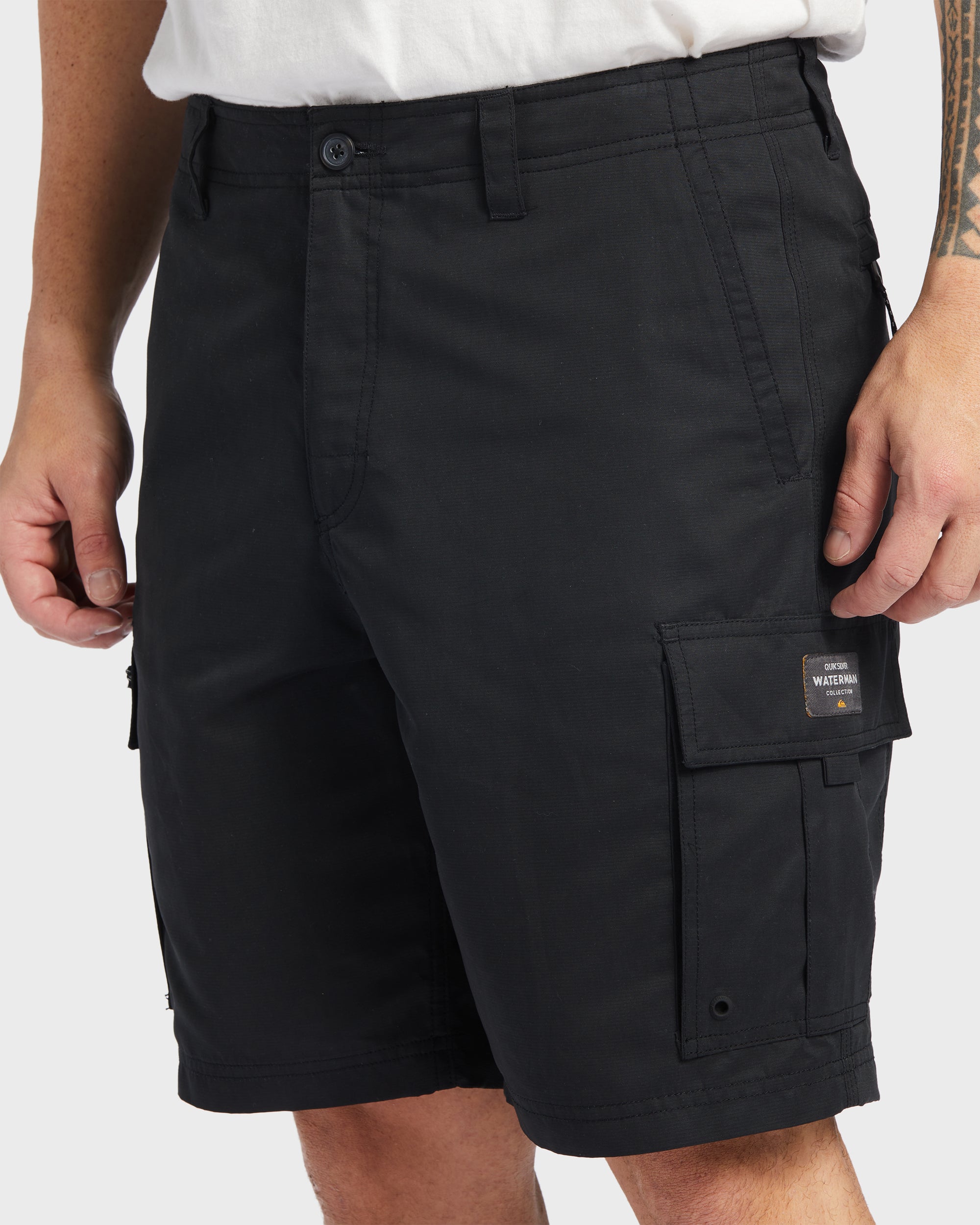 Waterman Maldive Atoll 20 Cargo Shorts - Black - Image 4