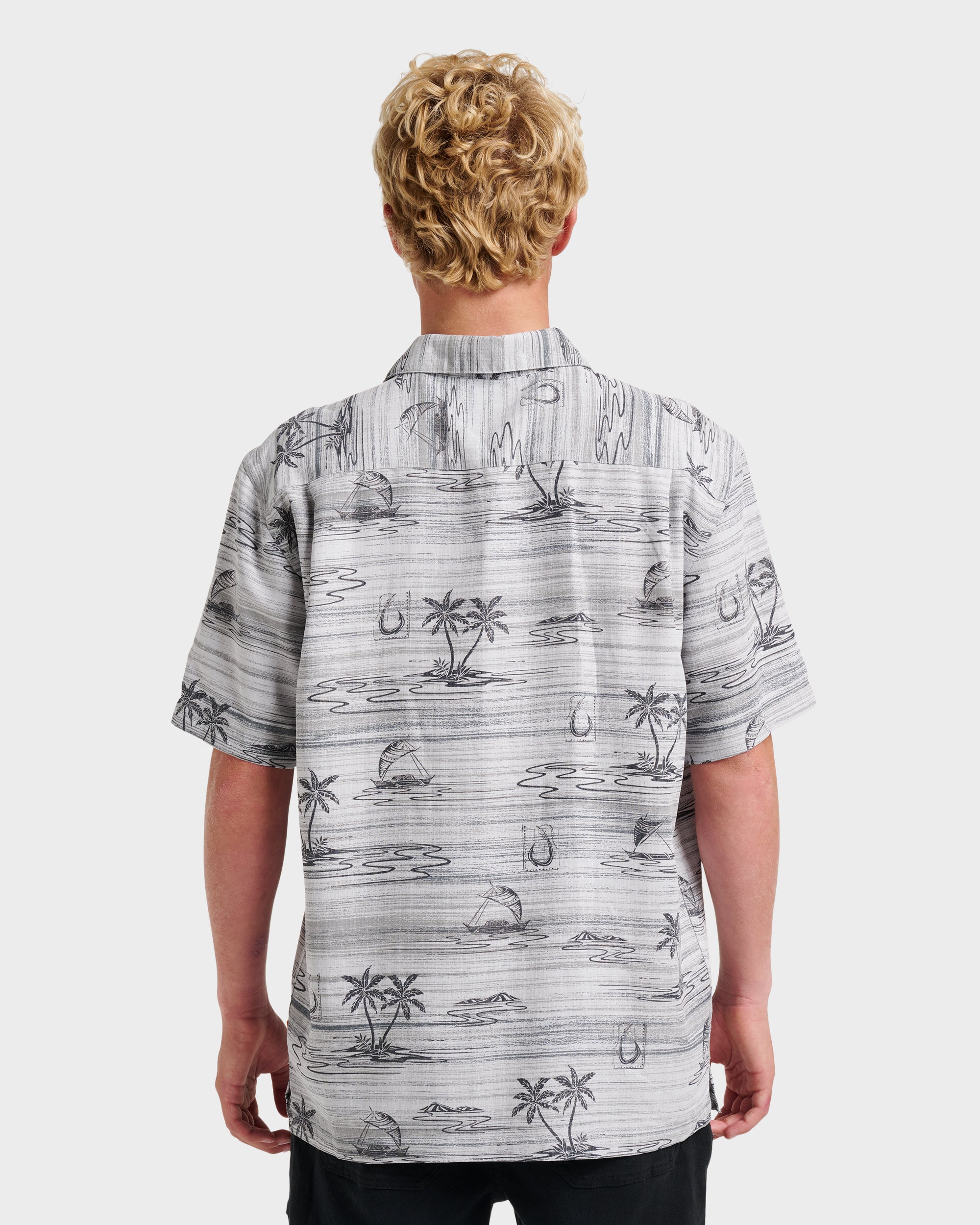 Waterman Island Daze Short Sleeve Shirt - Phantom - Image 2
