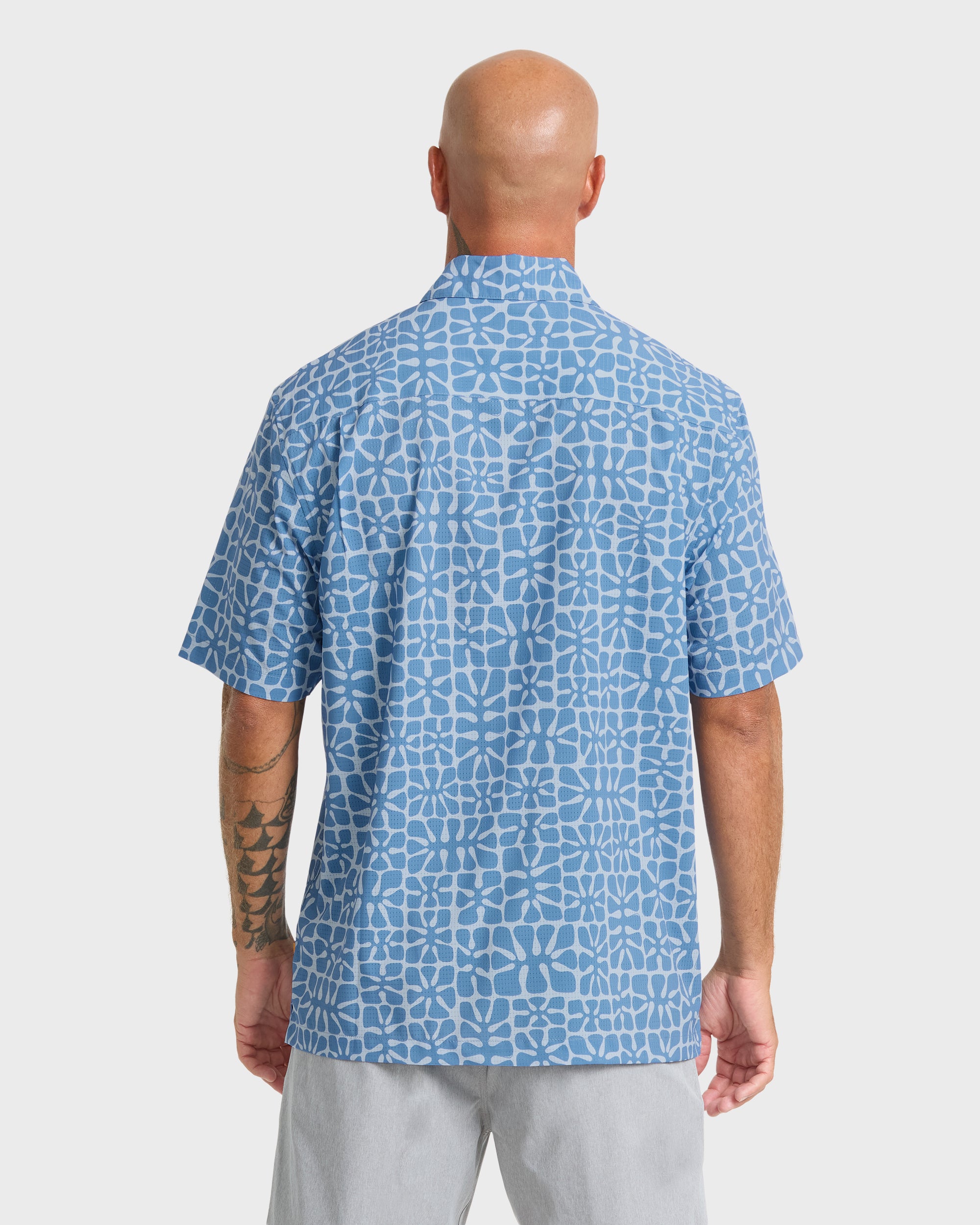 Waterman Coral Sea Performance Short Sleeve Shirt - Skyway - Image 2