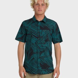 Aruba Palm Classic Stretch Short Sleeve Shirt - Mediterranea