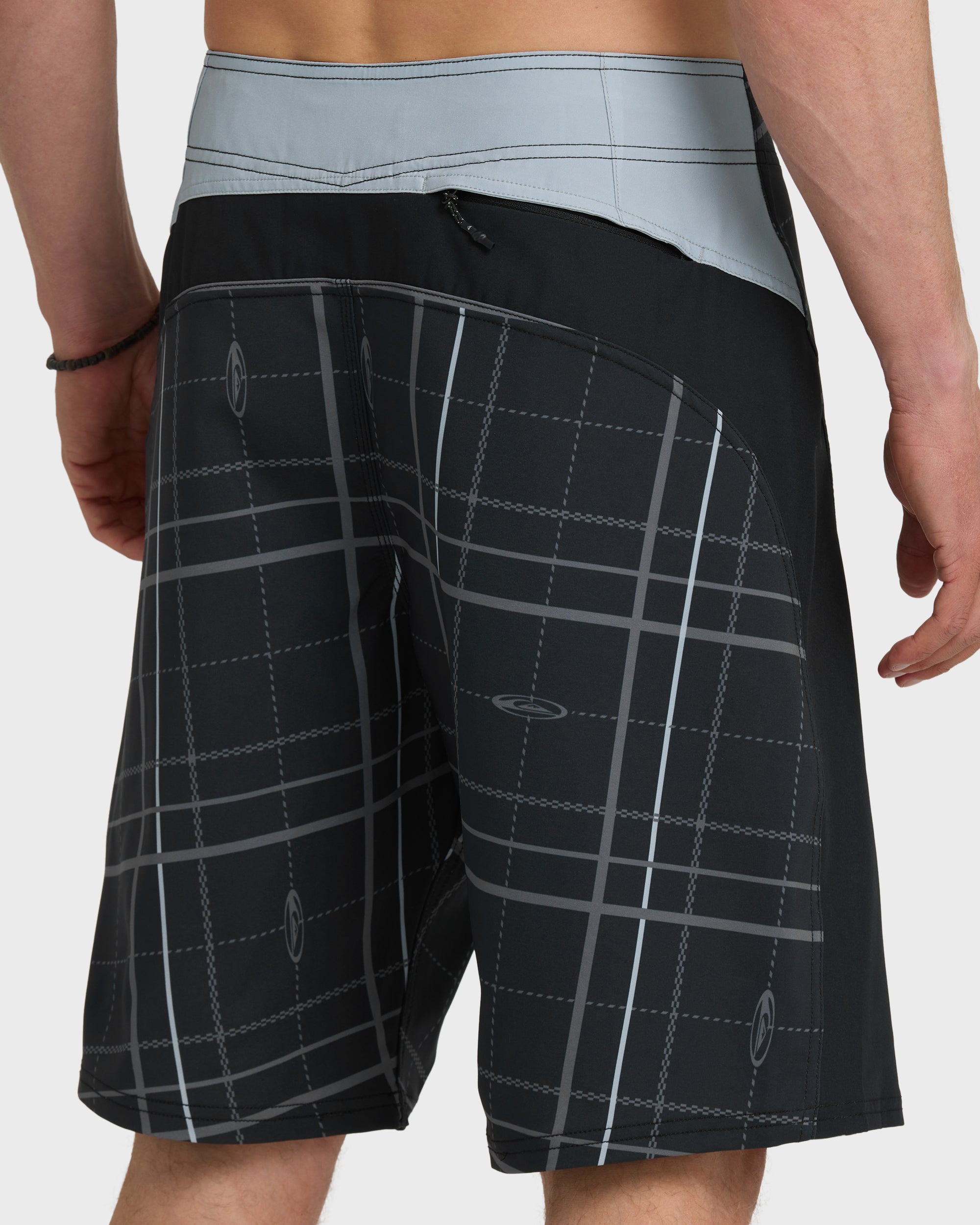 Channel 21 Boardshorts - Black - Image 6