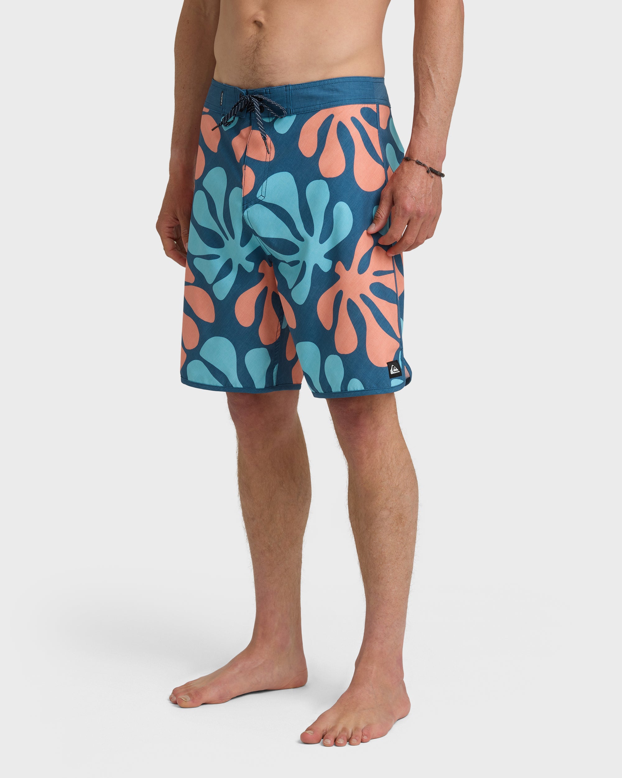 SurfSilk Sol Tiles Scallop 19 Boardshorts - Dark Denim - Image 4