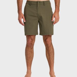 Transit 18 Amphibian Hybrid Shorts - Grape Leaf