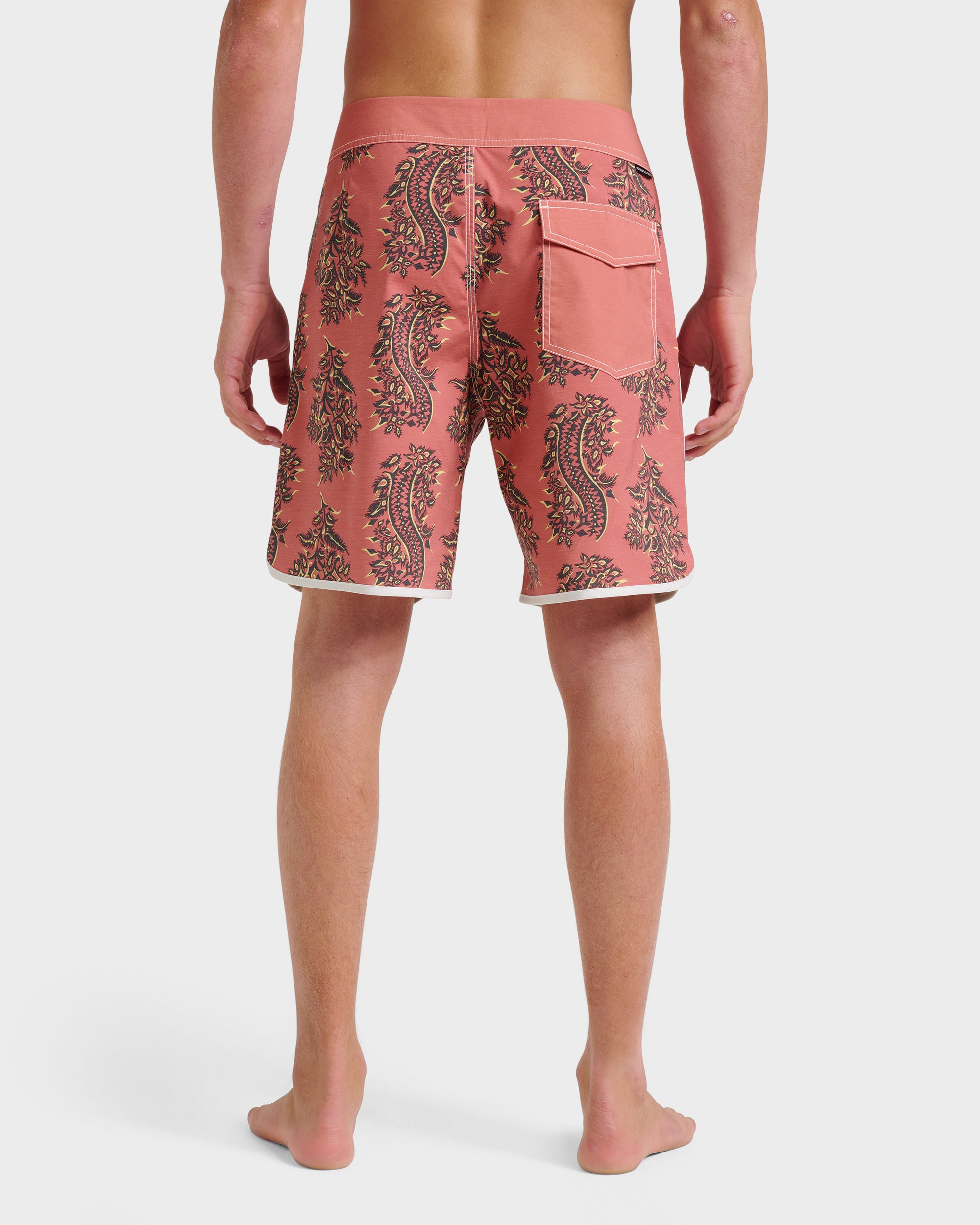 Original Scallop 18 Boardshorts - Mineral Red - Image 2