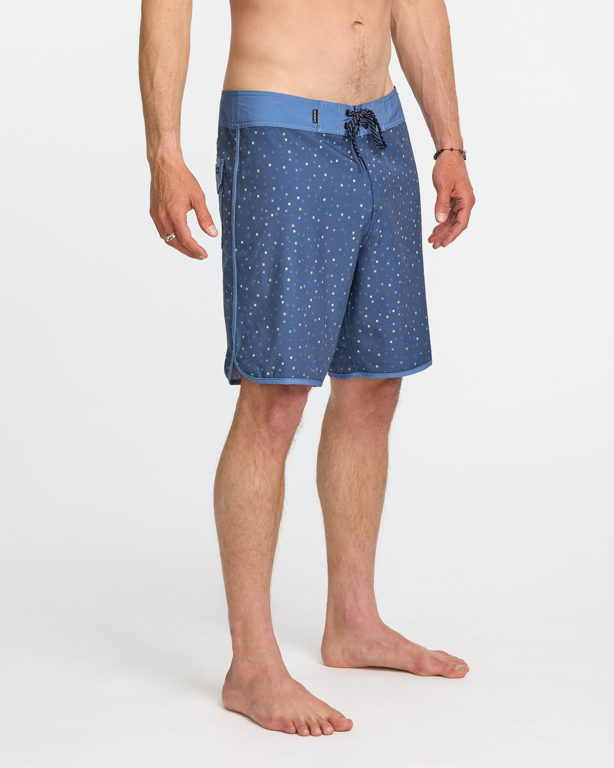 Surfsilk Scallop 19 Boardshorts - American Navy - Image 4