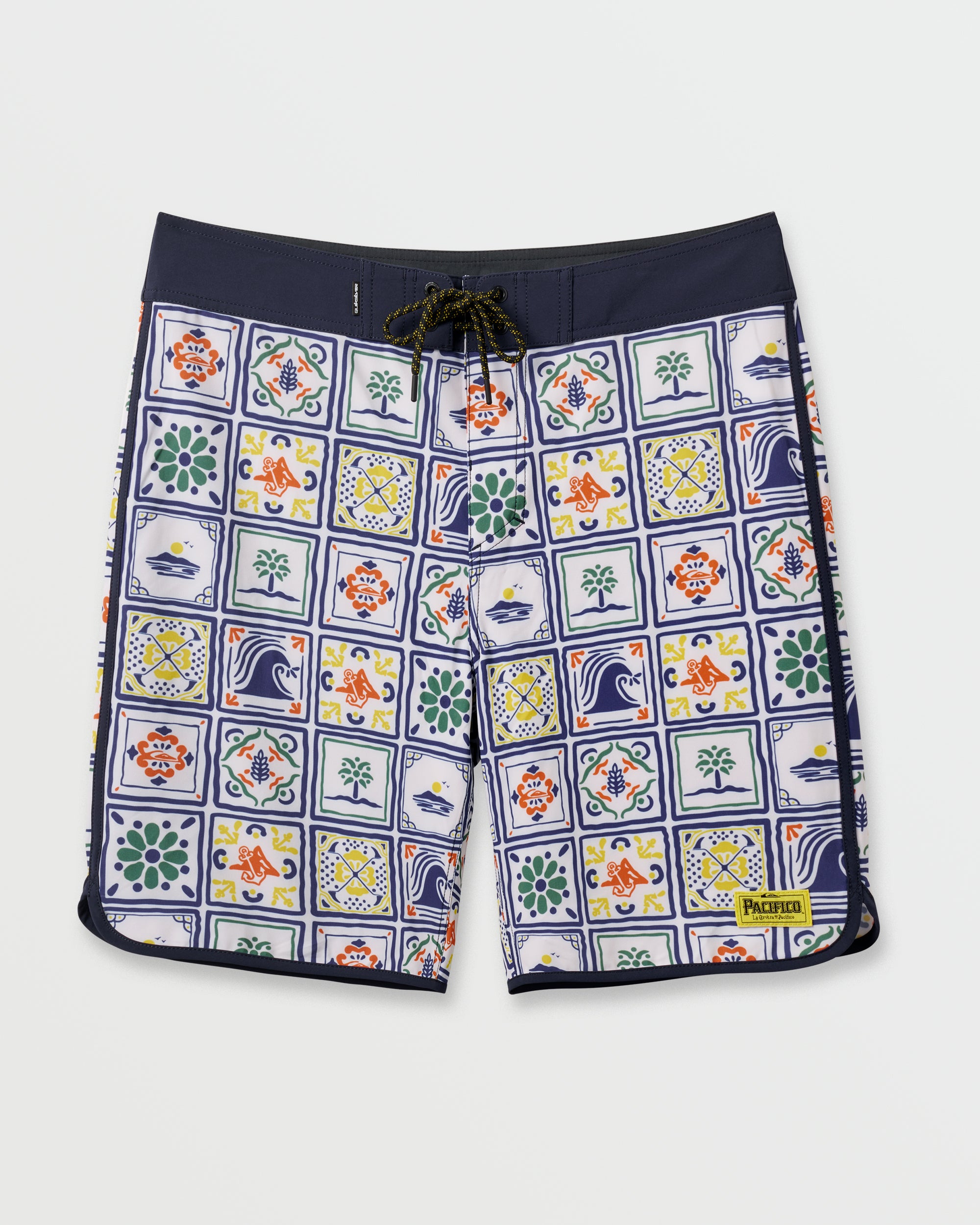 Quiksilver x Pacifico Scallop 19 Boardshorts - White