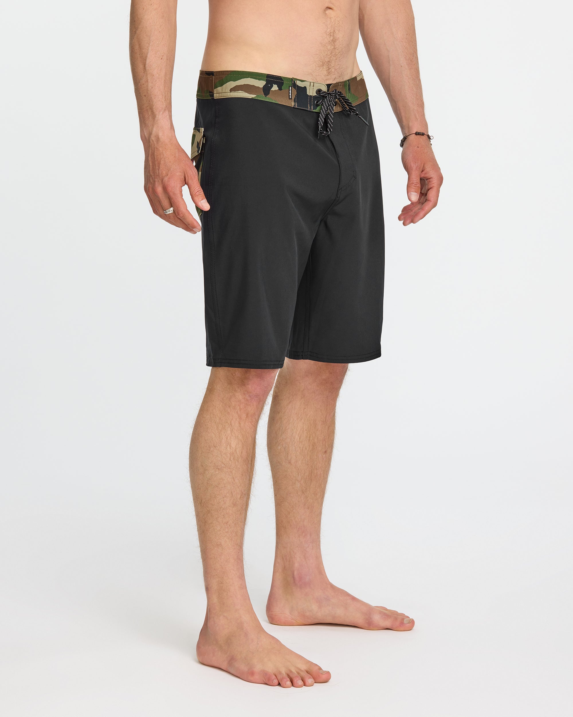 Surfsilk Hawaii Homegrown 20 Boardshorts - Black - Image 4