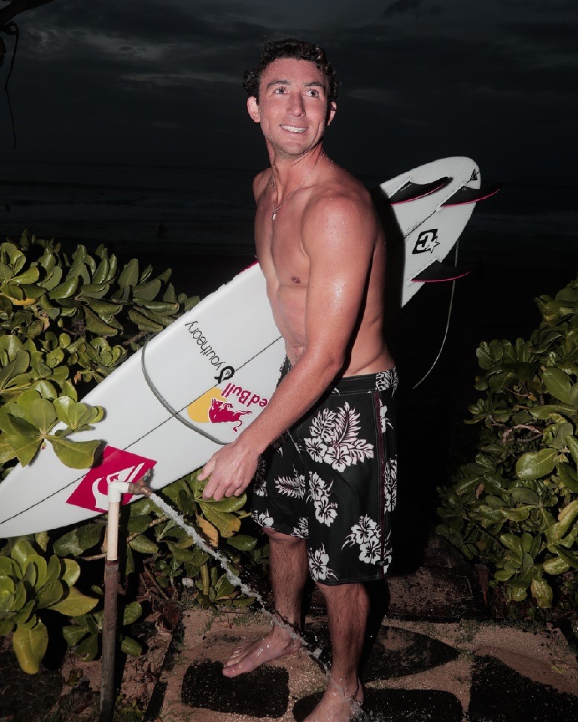 Mercury Floral 21 Boardshorts - Black