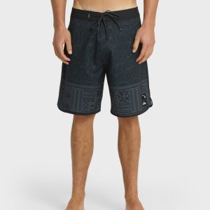 Surfsilk Hi Tribal Scallop 19 Boardshorts - Black