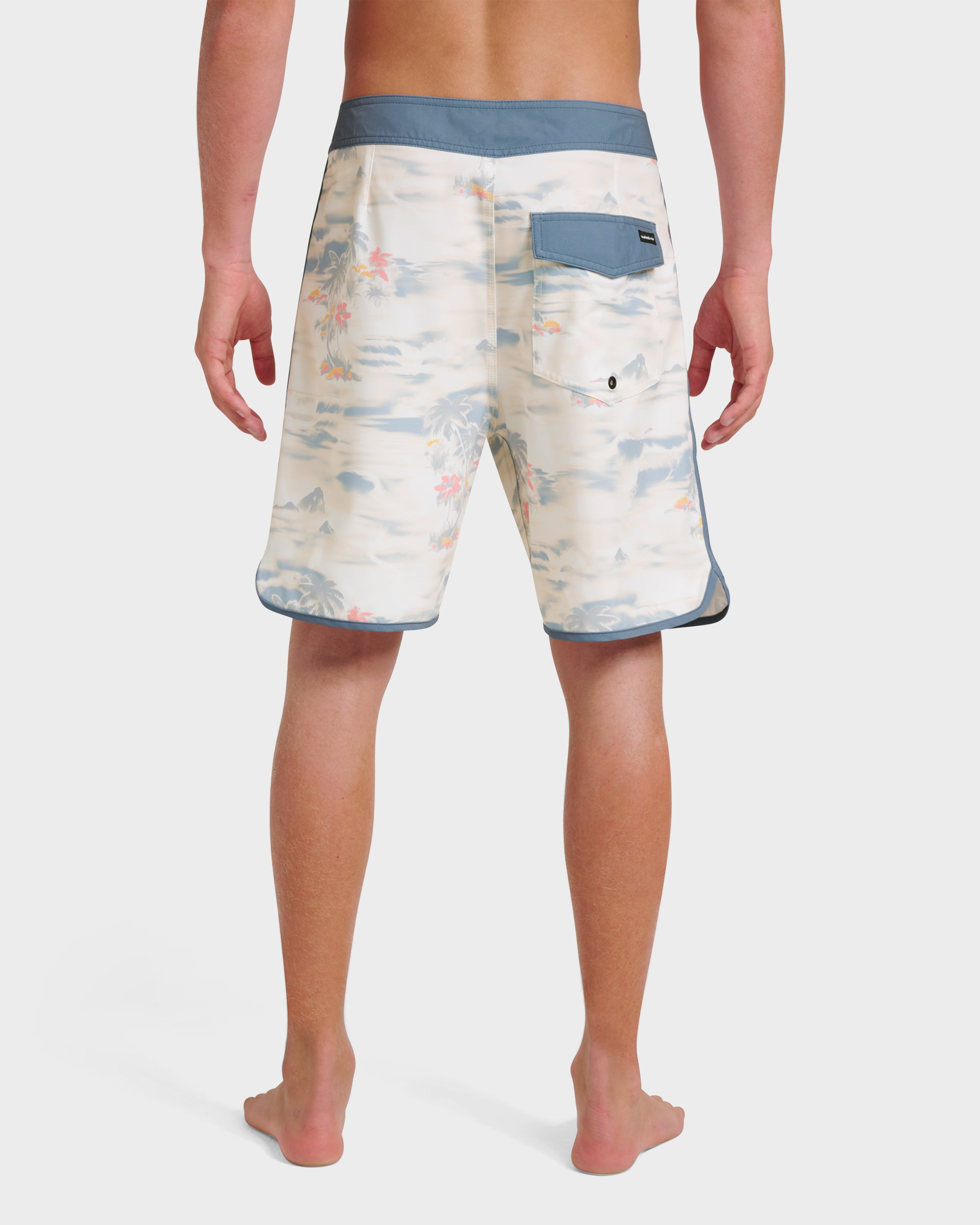 Surfsilk Tropical Surf 19 Boardshorts - Moonstruck - Image 2